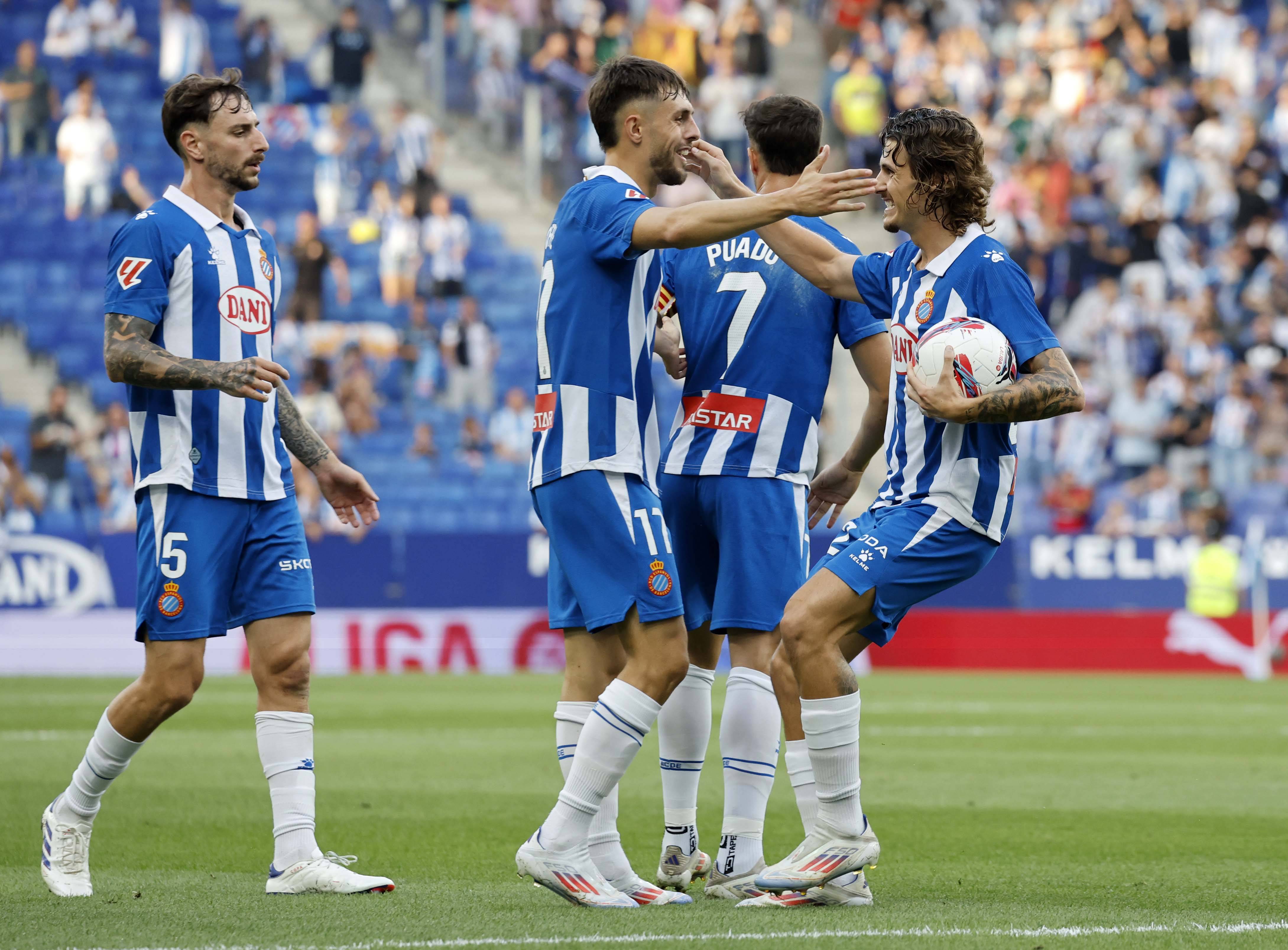 关于比利亚雷亚尔逆袭,主场一场大胜!的信息 关于比利亚雷亚尔逆袭,主场一场大胜!的信息