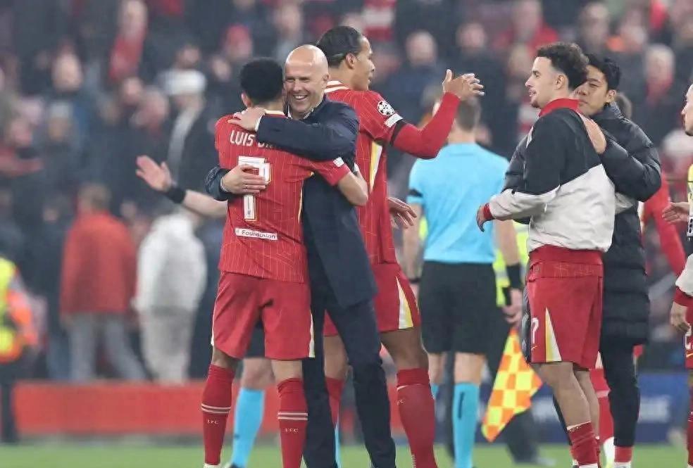 曼城实力碾压对手，稳步晋级下一轮的简单介绍