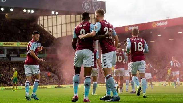 包含阿斯顿维拉大破伯恩茅斯，实现三连胜的词条