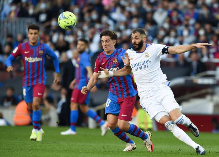 包含=里昂客场逼平皇家马德里，向八强发起冲击！的词条