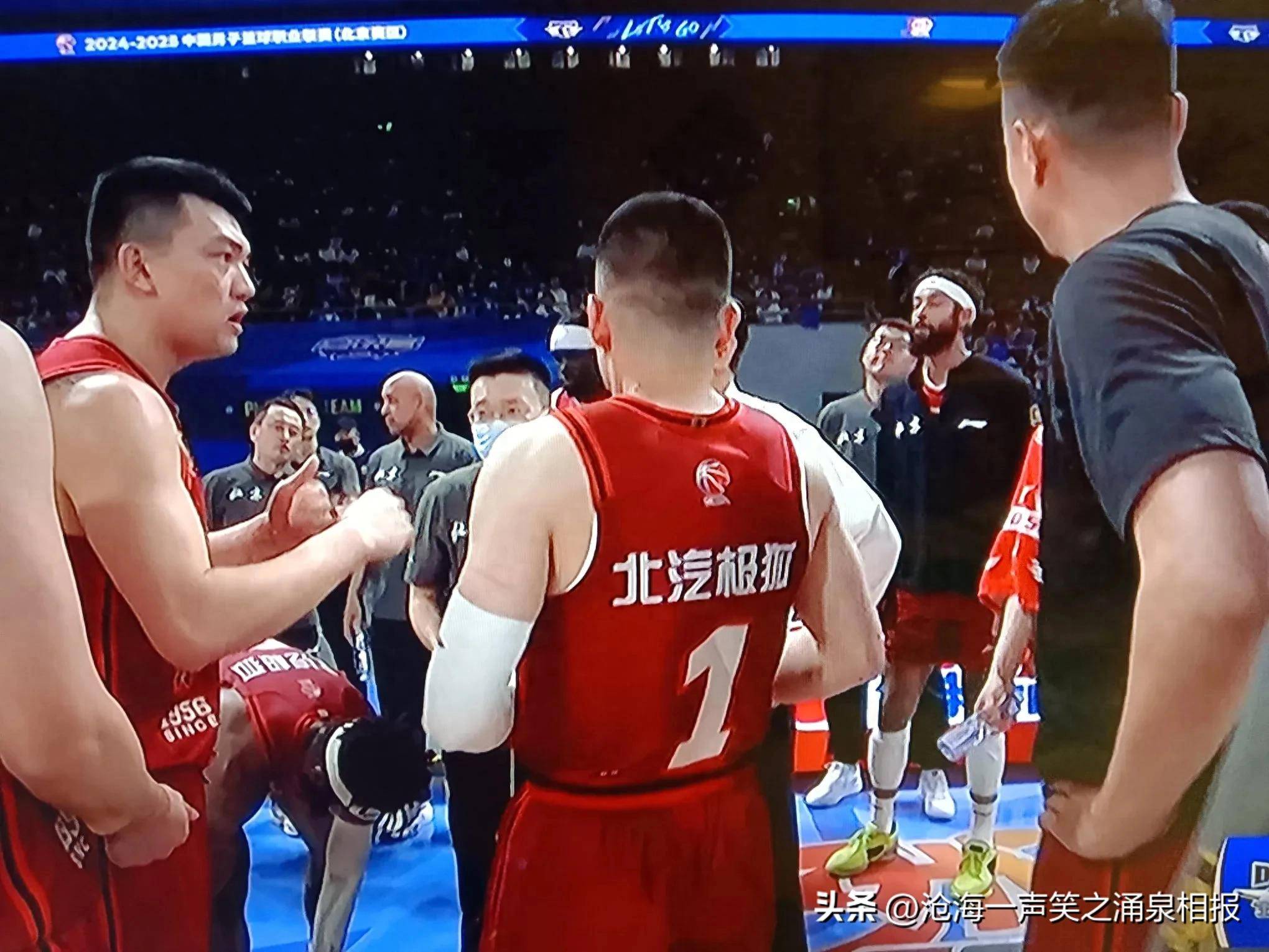 浙江男篮凭借内线优势，进入决赛阶段