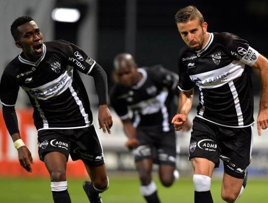 波尔多客场逆转南特,终结连败纪录 波尔多客场逆转南特,终结连败纪录