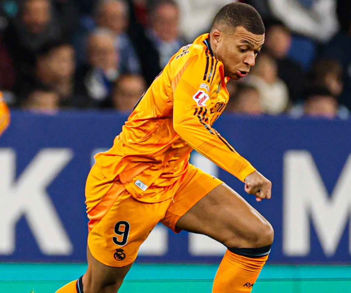 关于西班牙足坛领头羊大胜,巴伦西亚遭遇连败的信息 关于西班牙足坛领头羊大胜,巴伦西亚遭遇连败的信息