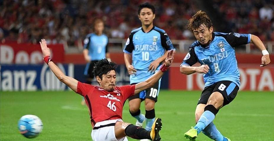 劲敌对决赛场，谁能笑到最后，悬念重重