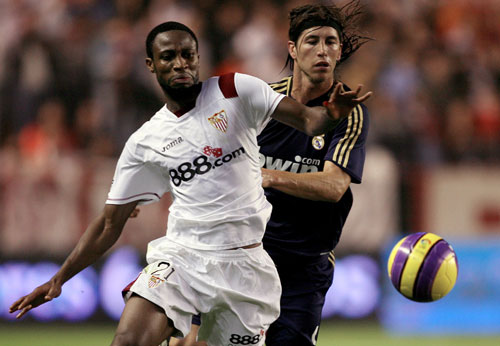 马里球队在比赛中表现出色,晋级半决赛! 马里球队在比赛中表现出色,晋级半决赛!