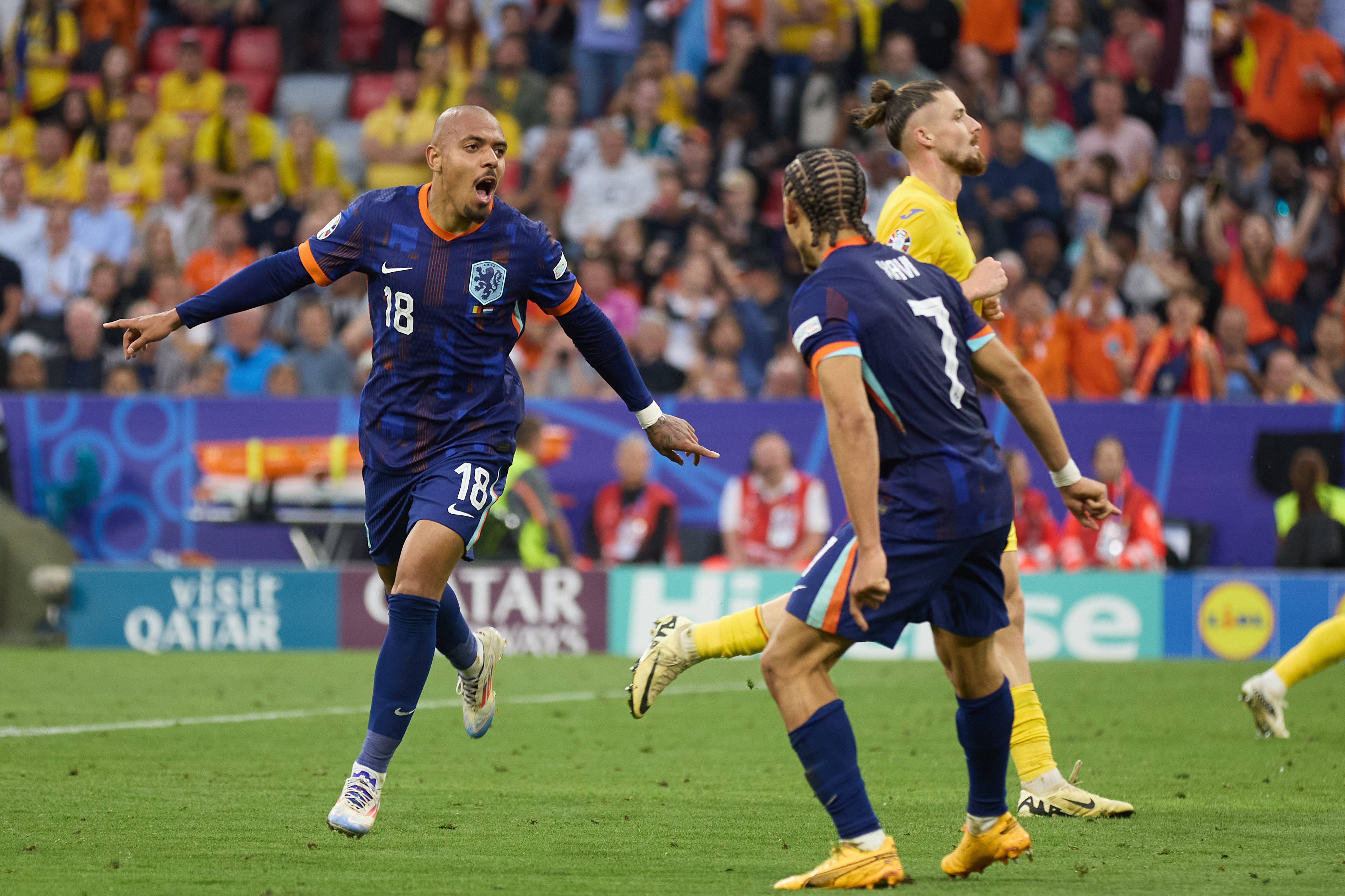 荷兰队选手勇夺金牌，展现出色竞技实力