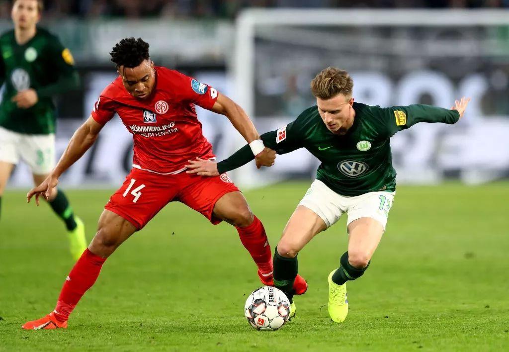 沃尔夫斯堡主场失利,球队需重整旗鼓备战下一场比赛 沃尔夫斯堡主场失利,球队需重整旗鼓备战下一场比赛