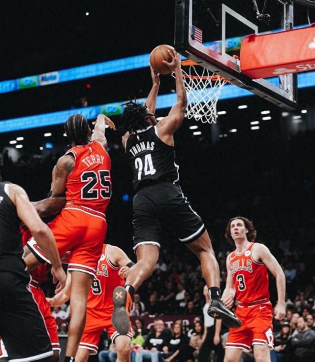 包含奇才艰难击败黄蜂,西蒙斯关键时刻上演绝杀的词条 包含奇才艰难击败黄蜂,西蒙斯关键时刻上演绝杀的词条