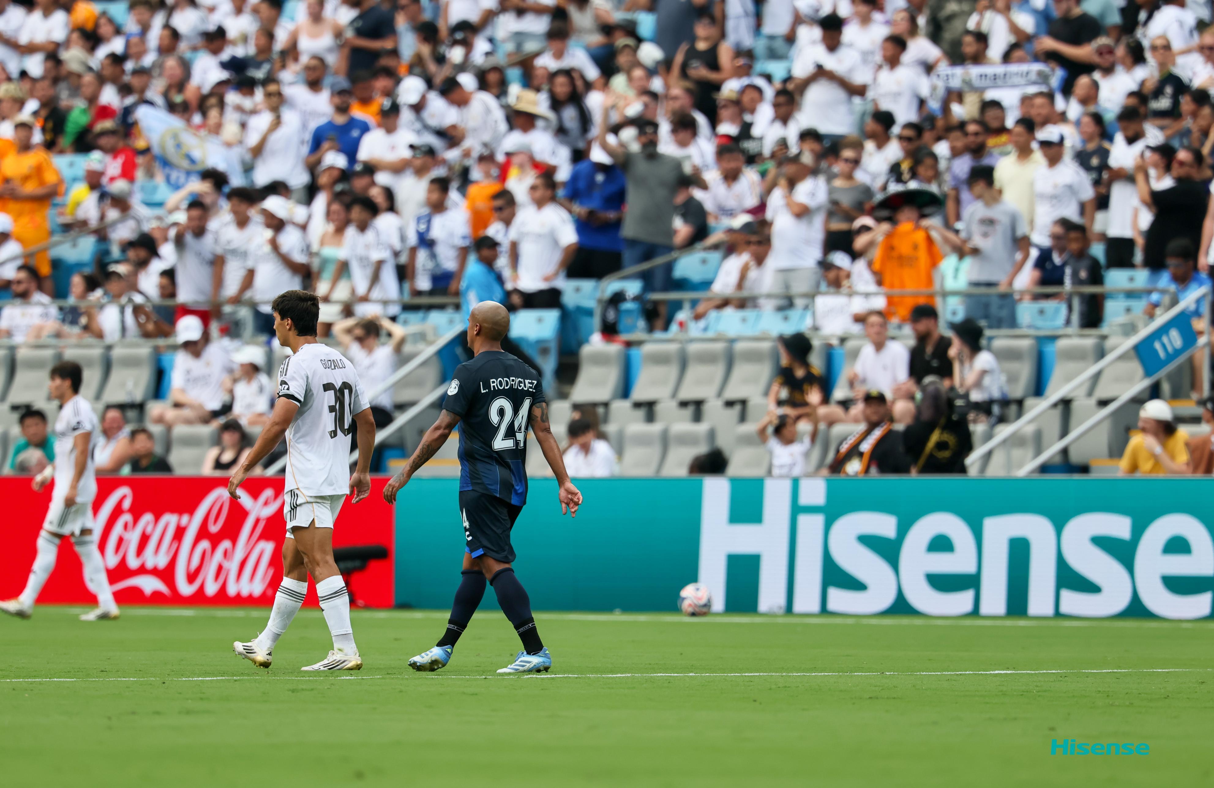 瓦拉内解说皇马出局：我们努力奋斗