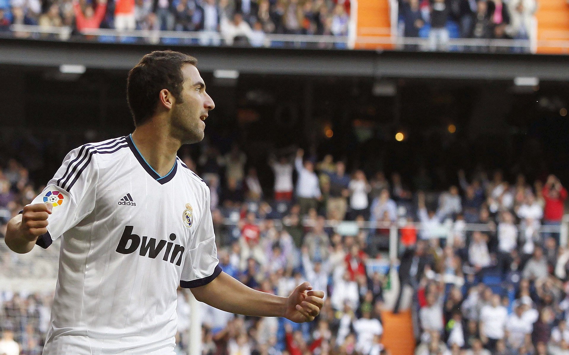 金字塔尖的蓝宝石,当埃及邂逅尤文,坎特于无声处听惊雷